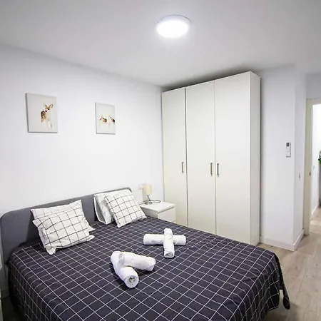 Apartment Heroes De Sostoa Malaga
