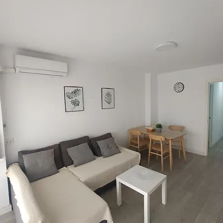 Appartement Con Balcon Cerca Maria Zambrano