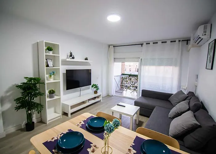Appartement Con Balcon Cerca Maria Zambrano Málaga