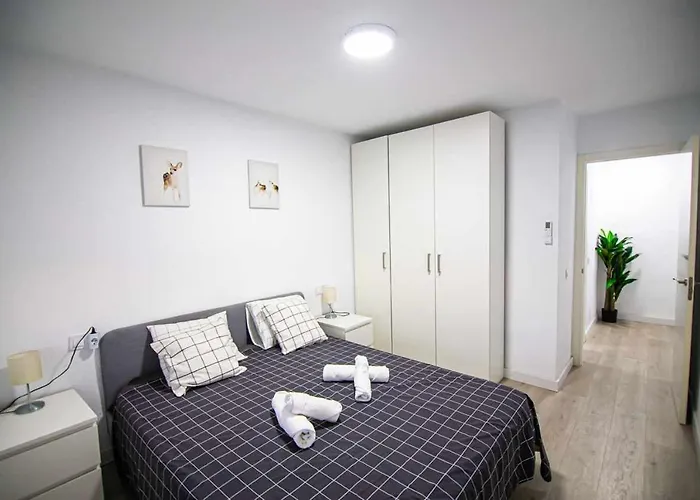 Appartement Con Balcon Cerca Maria Zambrano Málaga