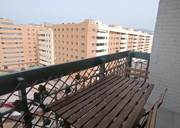 Appartement Con Balcon Cerca Maria Zambrano Málaga